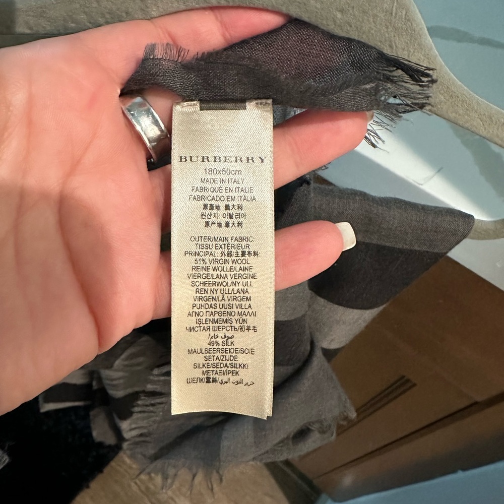 Burberry scarf